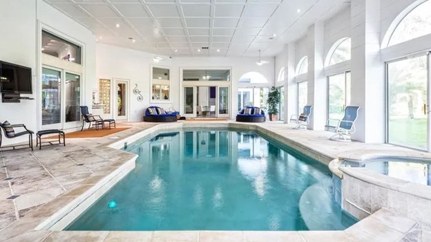 Home swimming pool